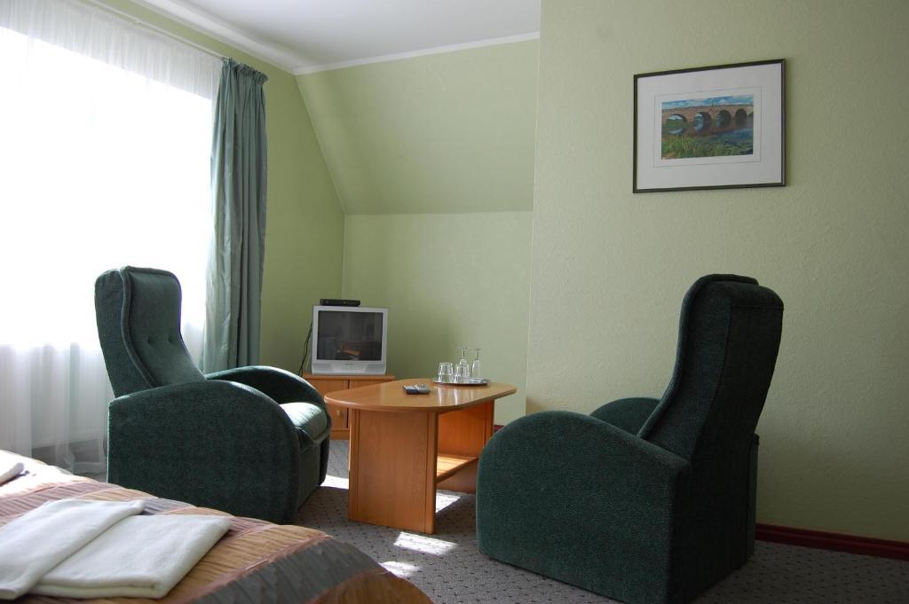 Pils Hotel Kandava Kamer foto